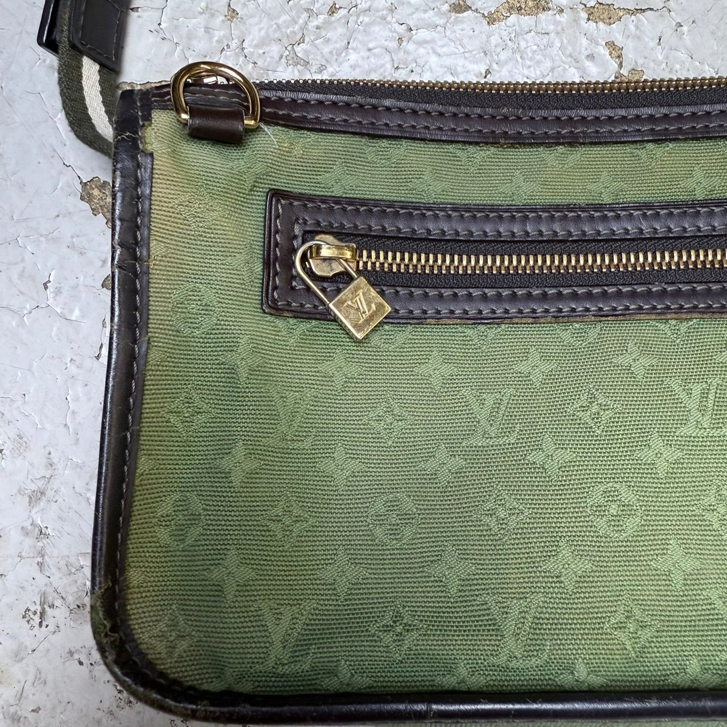 Louis Vuitton Mini Lin Pochette Kathleen Shoulder Bag